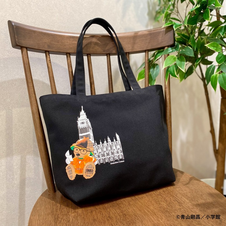 Case Closed Manga Collabs with British Brand DAKS for Sherlock Holmes-Inspired Goods